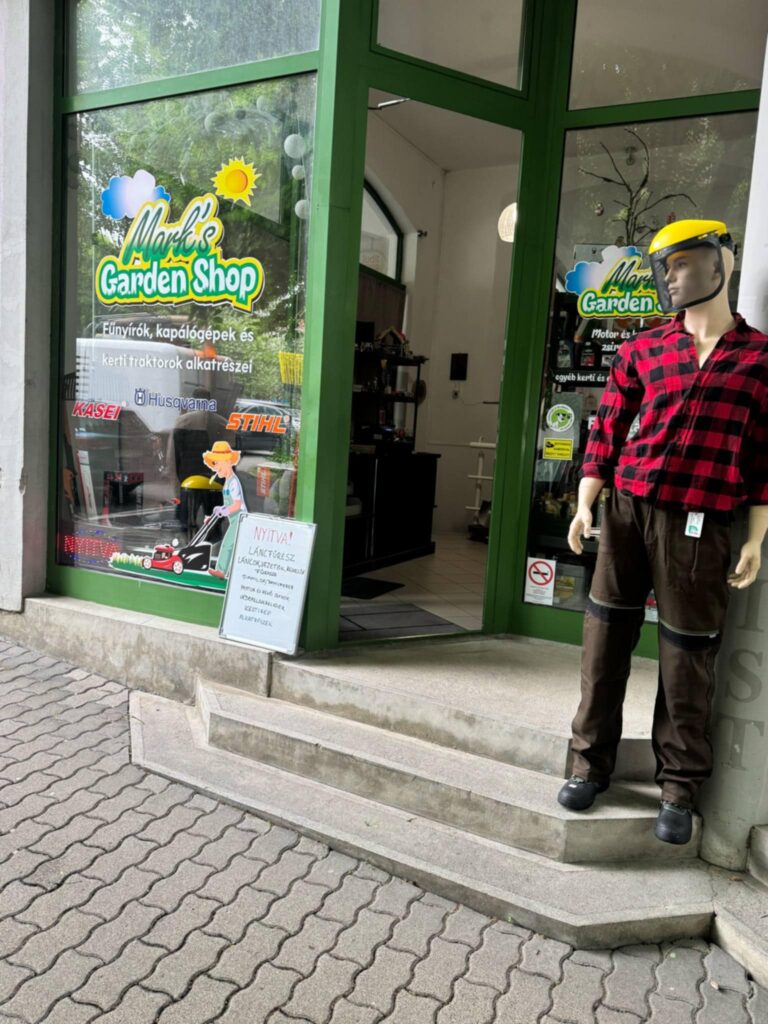 Kertigép alkatrészbolt, Kaposvár